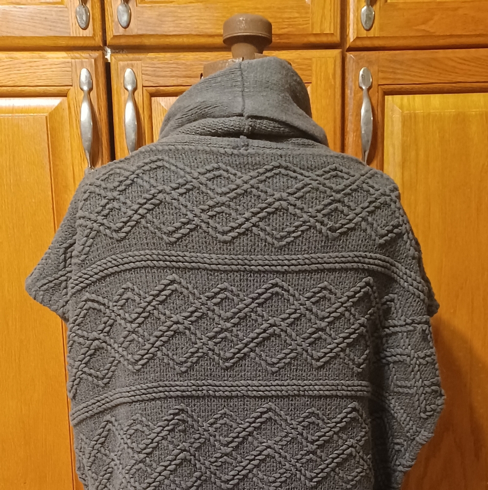 Gray Sweater - image 3